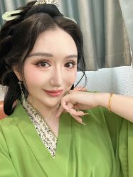 -十月日记高端孕妈妈摄影(黄金大厦店)