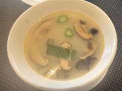 -圣丰索菲特·2 On 988 Café 自助餐厅