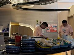 -斯普汇生蚝牛排馆(中骏世界城店)