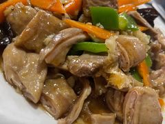 -金卯白肉罩火烧