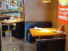 大堂-蜀香三绝·牛蛙·烤鱼·天府炒鸡(安丘泰华店)