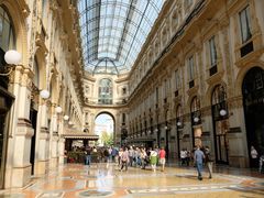 -埃马努埃莱二世拱廊