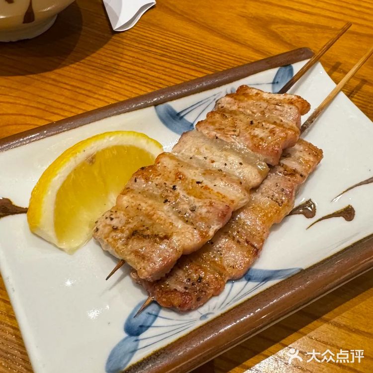 🥘烤肉火锅：舌尖热辣与鲜香的碰撞🎉