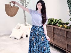 -洪小鹏生活美学馆(领SHOW天地店)