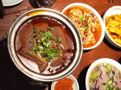 -全牛匠·乐山跷脚牛肉(西单华威约饭街店)