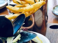 青口贝配薯条-城市露台景观餐厅(淮海路店)