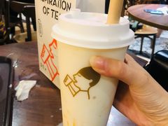 -喜茶(迪士尼小镇DP店)