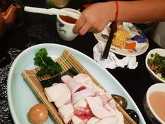 -得意咚瓜·顺德鱼生·冬瓜火锅(深圳首店)