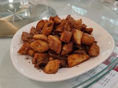 -汗腾格里·风味餐厅(新疆驻京办店)