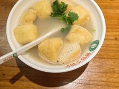 -老天桥酱肉烧饼夹肘子(天桥店)