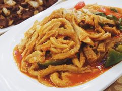 -维吾尔餐厅(宜山路店)