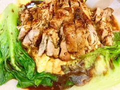 咖喱滑蛋鸡扒饭-传屋记茶餐厅(世纪年华店)