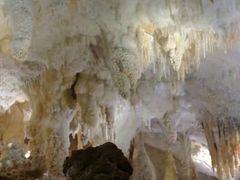 -巴马水晶宫