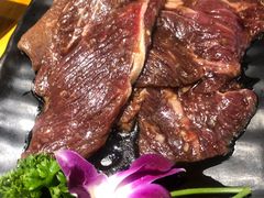 唯成秘制牛肉-唯成•韩国炭火烤肉 유성고기