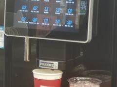 -库迪咖啡(越秀公园地铁站店)