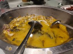 -鑫巴蜀小镇 · 水煮鱼专研店(玉桥店)