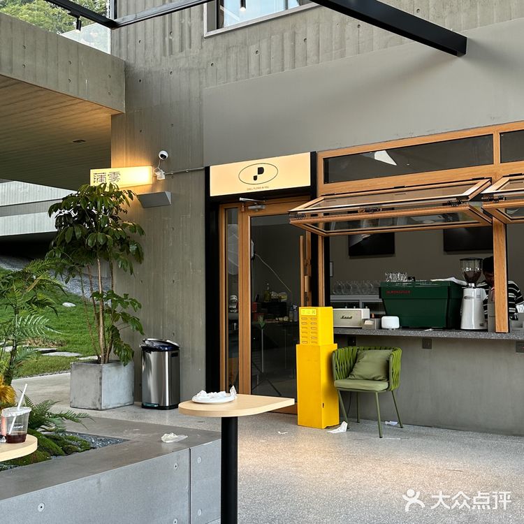 深圳新店｜藏在湖边的治愈系咖啡店☕️