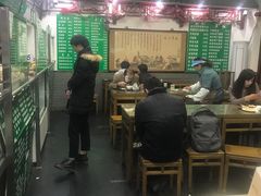 大堂-护国寺小吃(东四店)