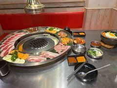 -哈哈碳都·牛肋条无限自助烤肉(台江万达店)