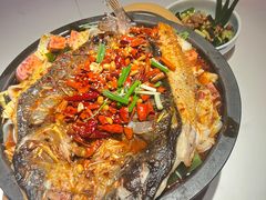 -鸣记脆皮烤鱼·海鲜烤鱼(三八广场店)