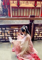 -汉仪华裳汉服馆(打浦桥店)