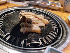 -唯成•韩国炭火烤肉 유성고기