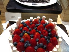 -松山湖凯悦酒店·Café自助餐厅·周末火舞秀表演