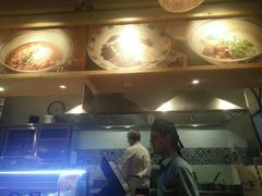 -刀小蛮半只鸡过桥米线(家乐福四元桥店)