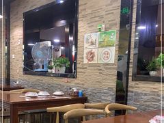 -辰鼎水汇串吧·胶东小船海鲜(平乐园店)