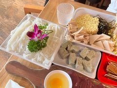 -谭公鱼头·鲜鱼火锅·小龙虾·江湖菜(秀沿路店)