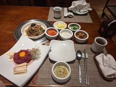 -萨拉伯尔(燕莎友谊商城店)