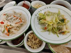 -朝伟清真铜瓢牛肉馆(三十年老·店)