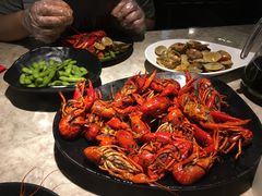-沪小胖小龙虾(淮海中路旗舰店)