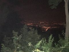 -鬼笑石后山停车场