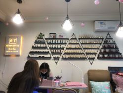 -闺蜜时间美甲美睫皮肤管理中心