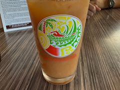 -Highway Inn Kaka'ako