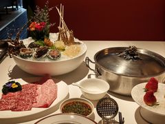 -洋房火锅(上海新天地南北里店)