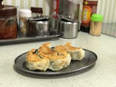 韭菜饺-芬芳甜品(同福路店)