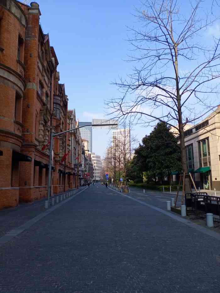 圆明园路限时步行街