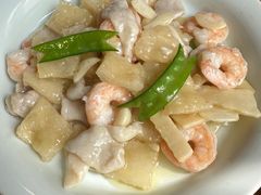 济南爆三鲜-壹零捌道·北京烤鸭(车公庄店)