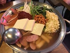 部队锅-富乐满韩国正宗炸鸡韩国料理(虹泉路店)