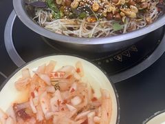-周良天山牛杂城(天山路总店)