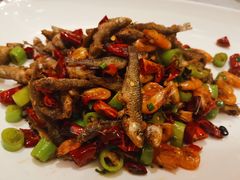 青椒炒小鱼虾-徽州小镇(高新店)