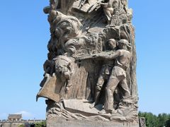 -中国人民抗日战争纪念雕塑园