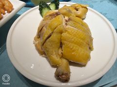 -侬佳蒸菜馆(听潮店)