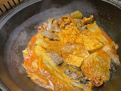 -锅老头海鲜铁锅炖