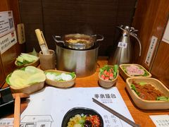-独食火锅·半米屋台(直营总店)