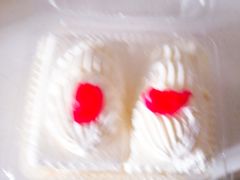 -红宝石·鲜奶小方·海派西点房(莘庄龙之梦店)