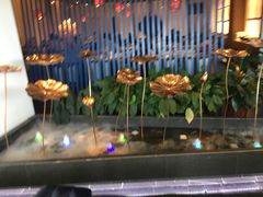 -尚尚仙·酸汤猪手·猪肚鸡火锅(华联万柳购物中心店)