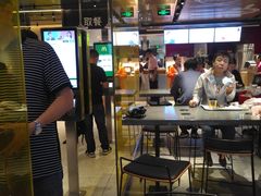 -麦当劳(新王府井店)